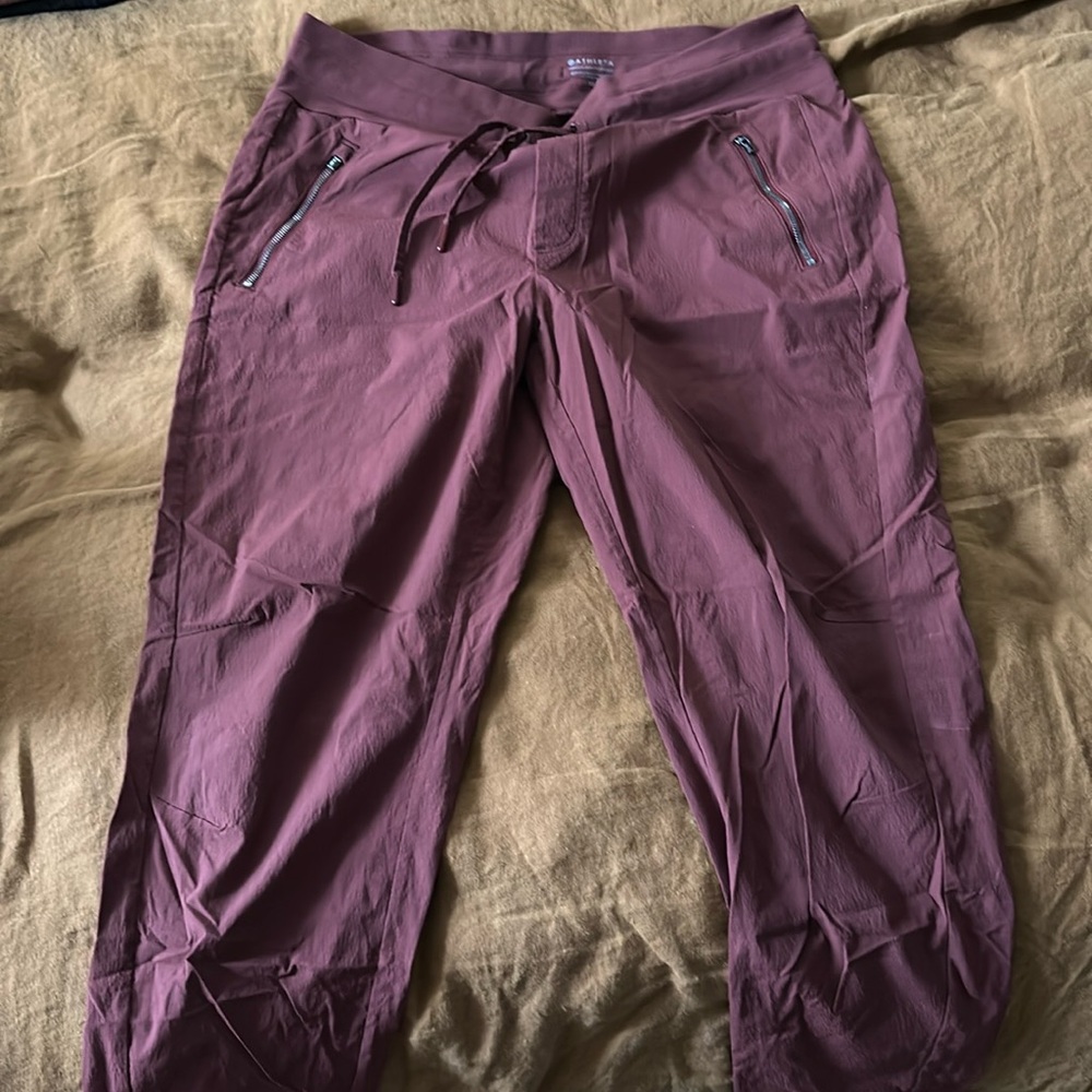 athleta trekkie north joggers